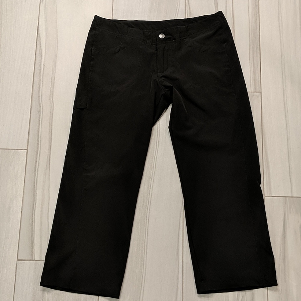Patagonia cropped pants size 2